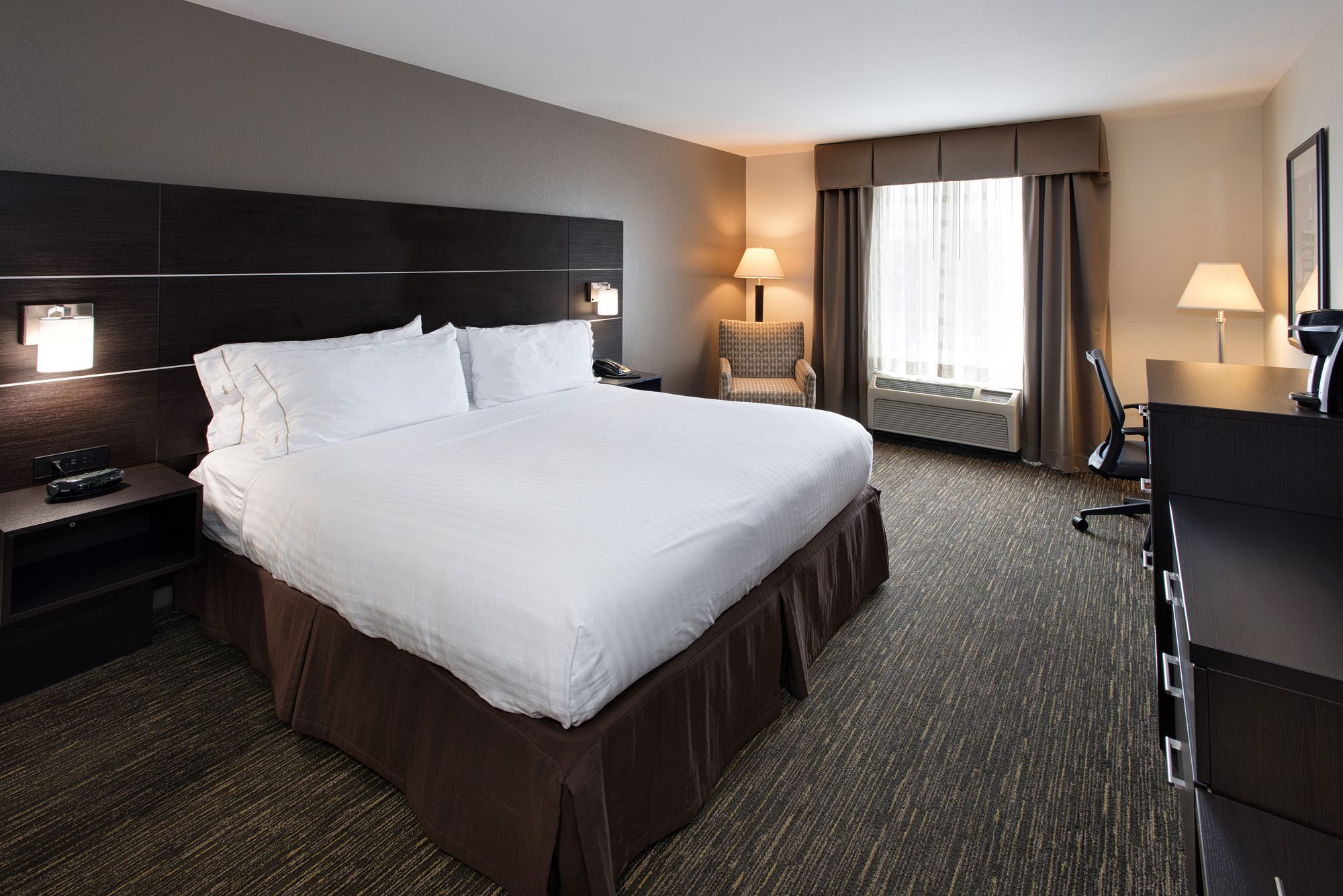 Holiday Inn Express & Suites East Wichita I-35 Andover