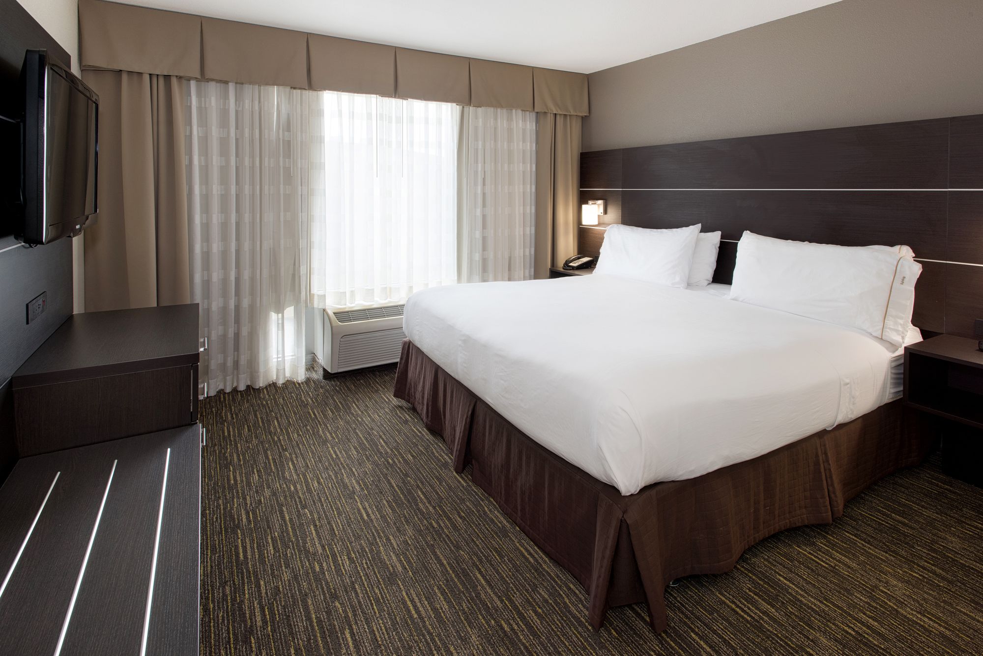 Holiday Inn Express & Suites East Wichita I-35 Andover