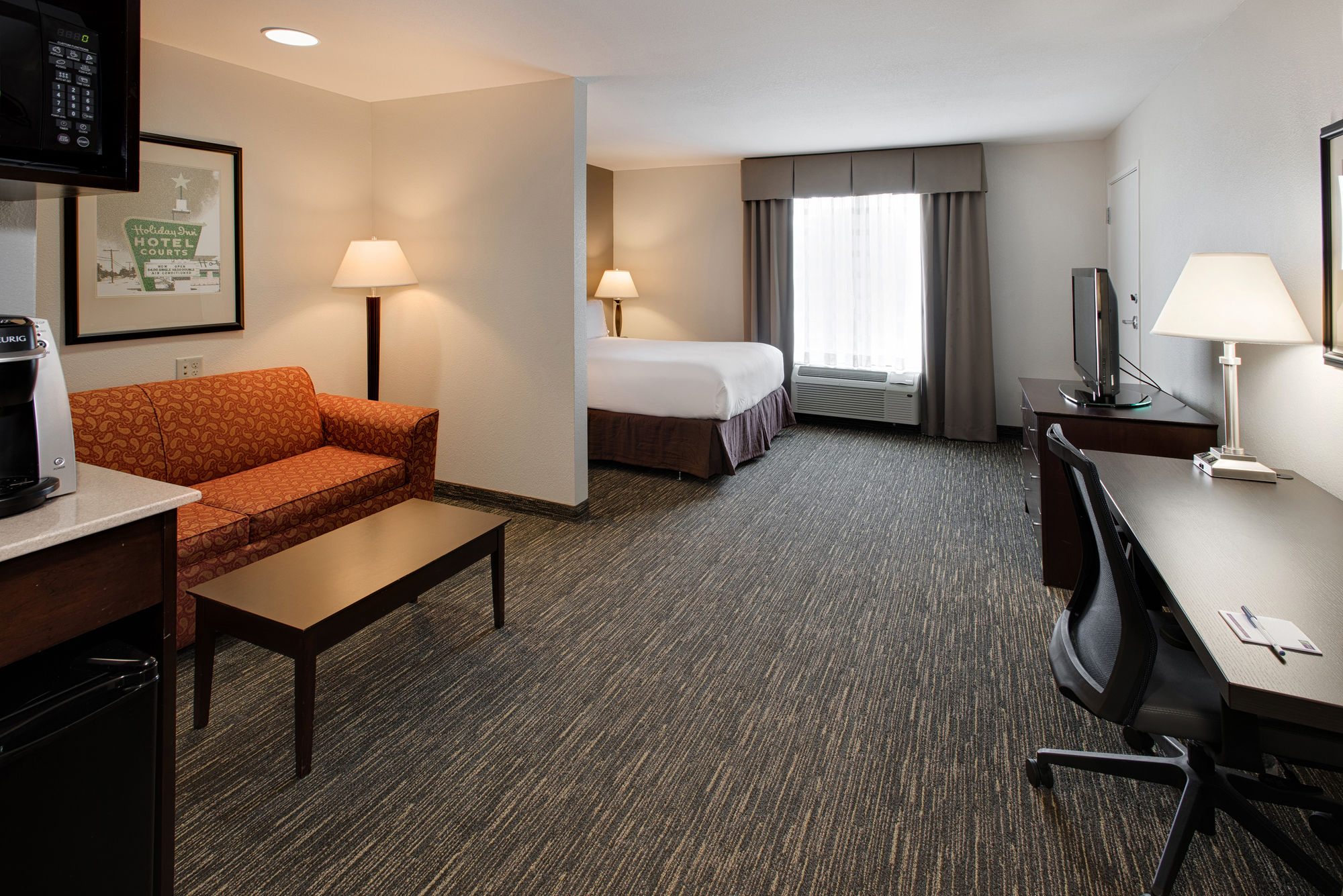 Holiday Inn Express & Suites East Wichita I-35 Andover