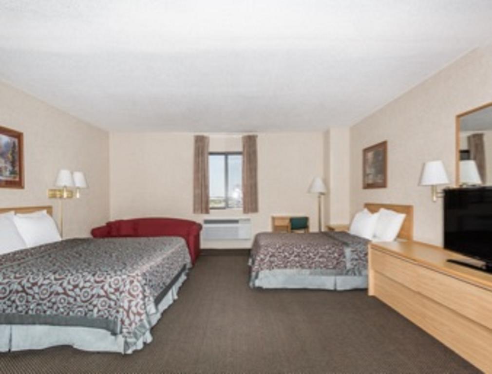 Days Inn by Wyndham Colby