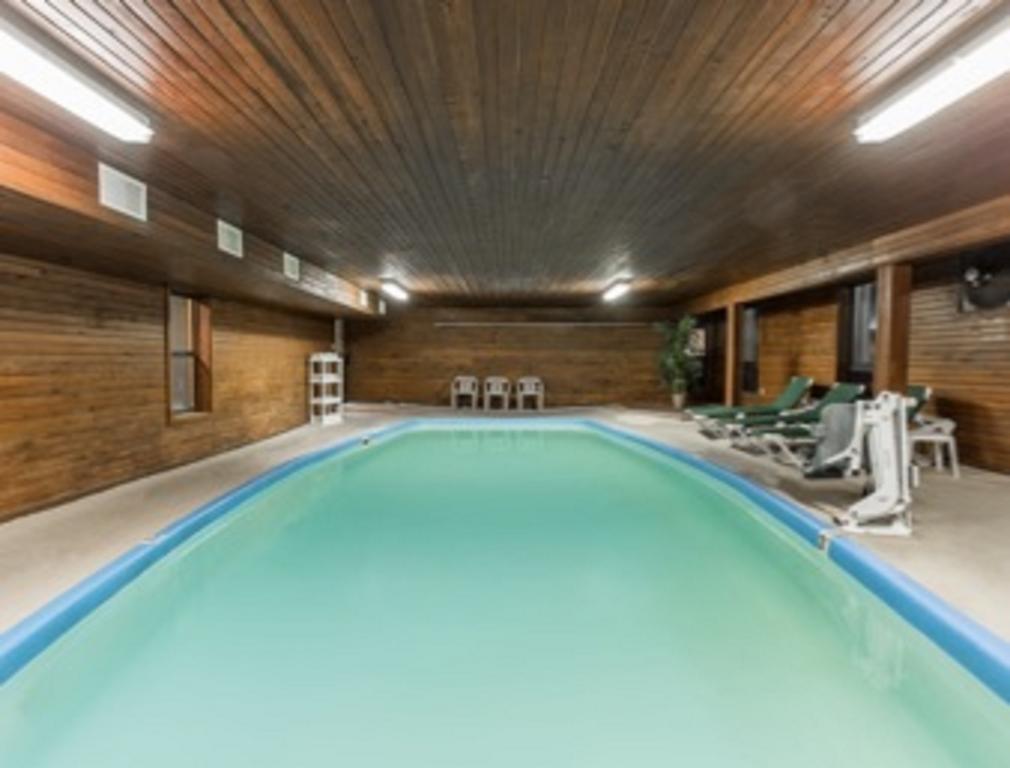 Days Inn by Wyndham Colby