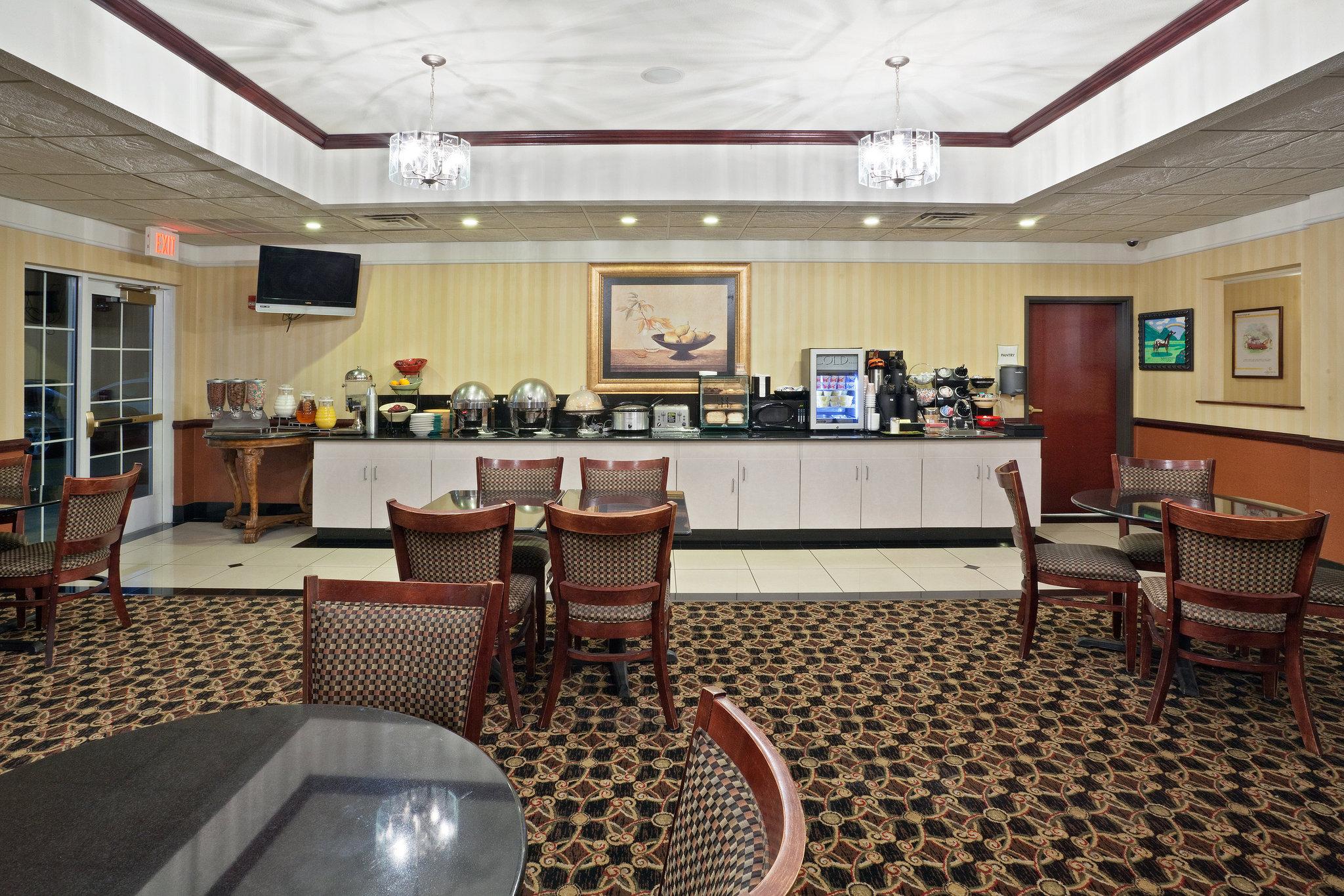 La Quinta Inn & Suites by Wyndham Dodge City