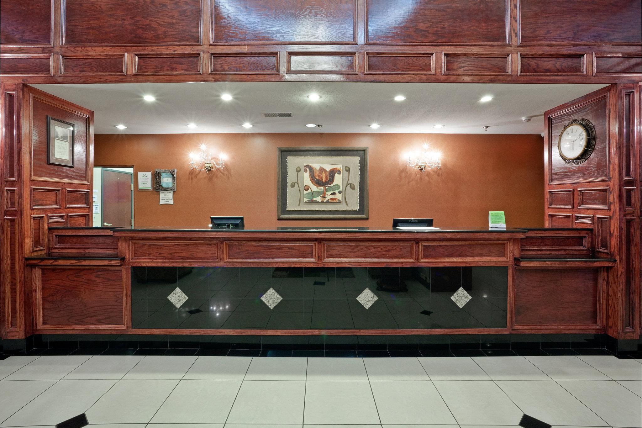 La Quinta Inn & Suites by Wyndham Dodge City