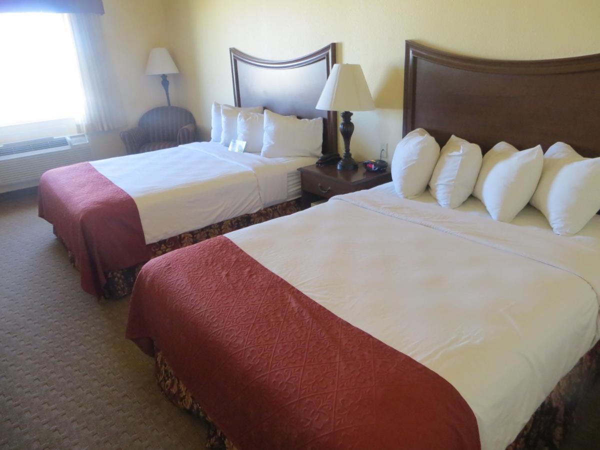 Days Inn by Wyndham Ellis