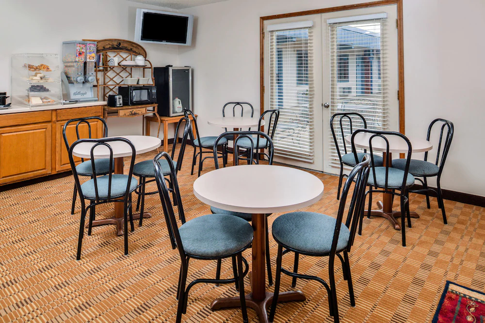 Americas Best Value Inn Ellsworth