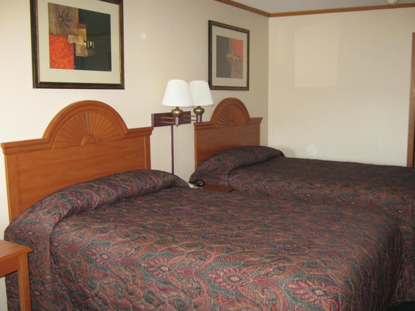 Americas Best Inn and Suites Emporia