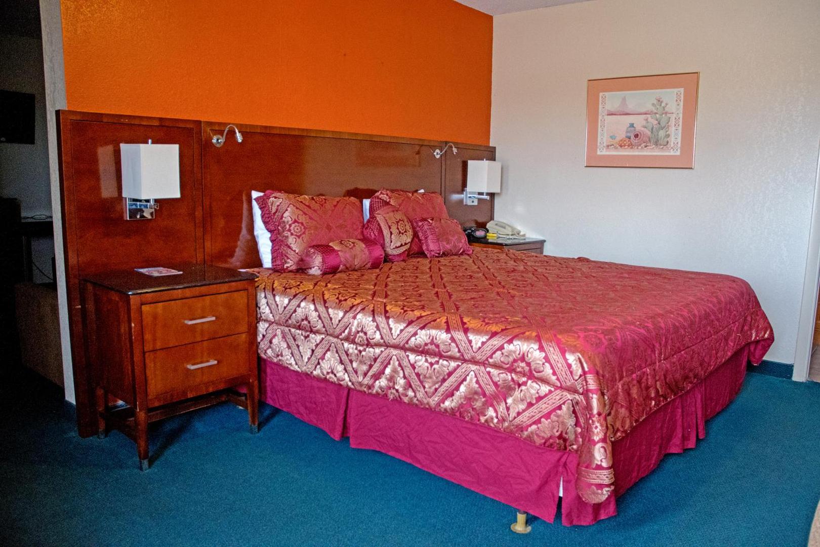Americas Best Inn and Suites Emporia