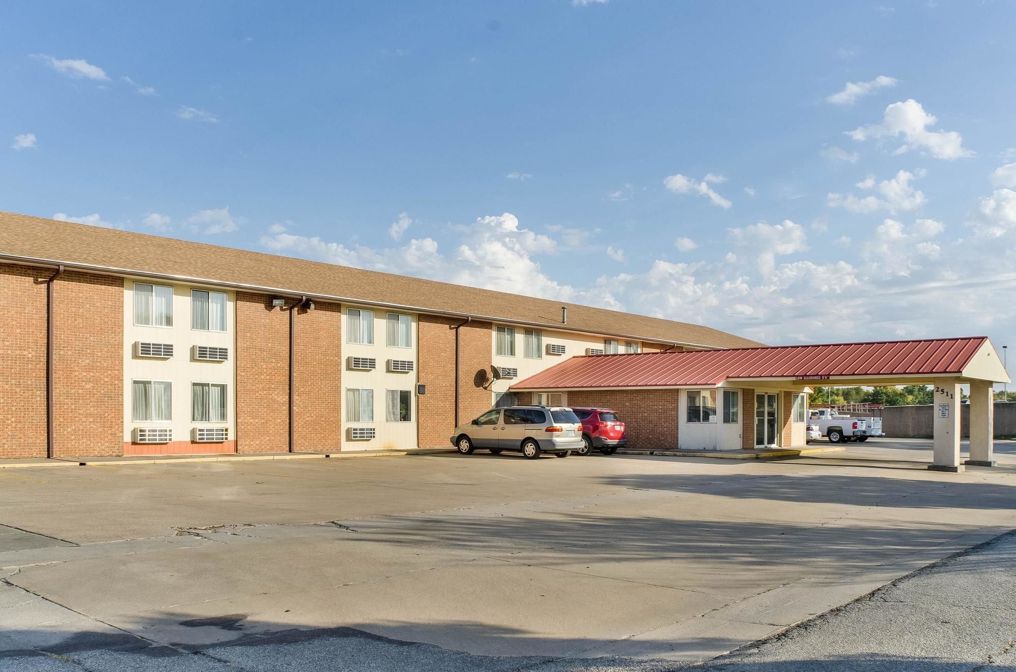 Econo Lodge Emporia