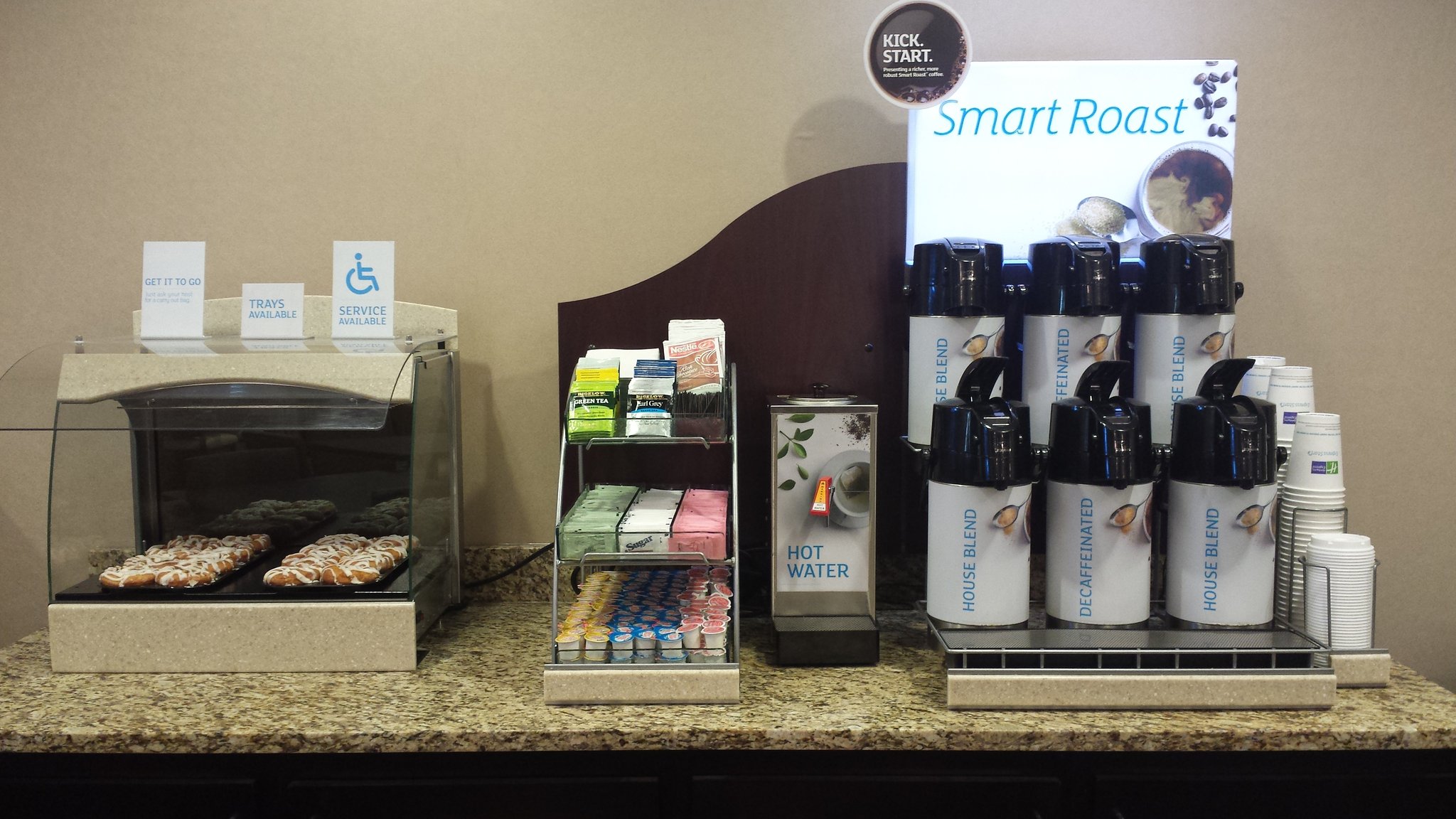 Holiday Inn Express & Suites Emporia Northwest