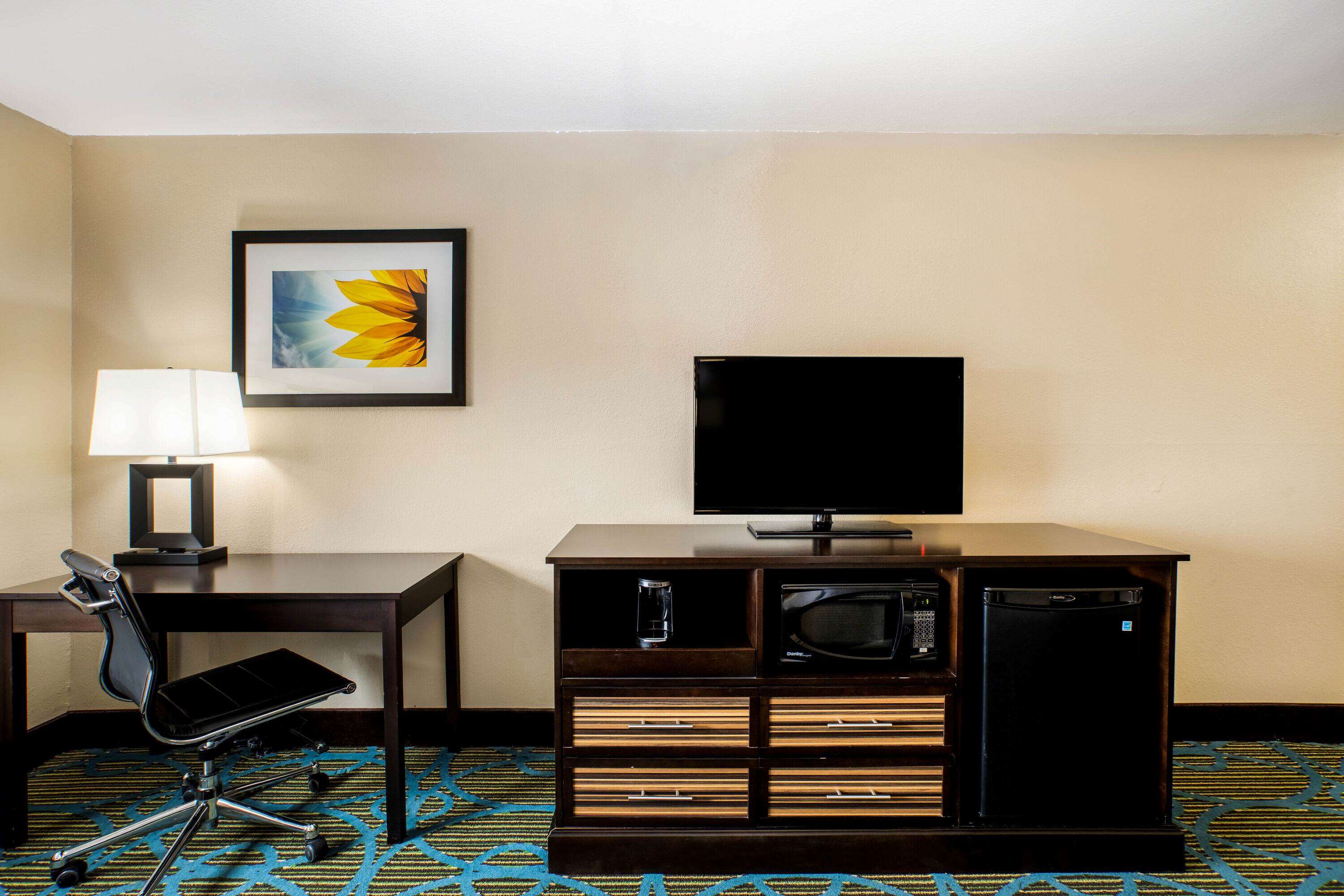 La Quinta Inn & Suites by Wyndham Emporia