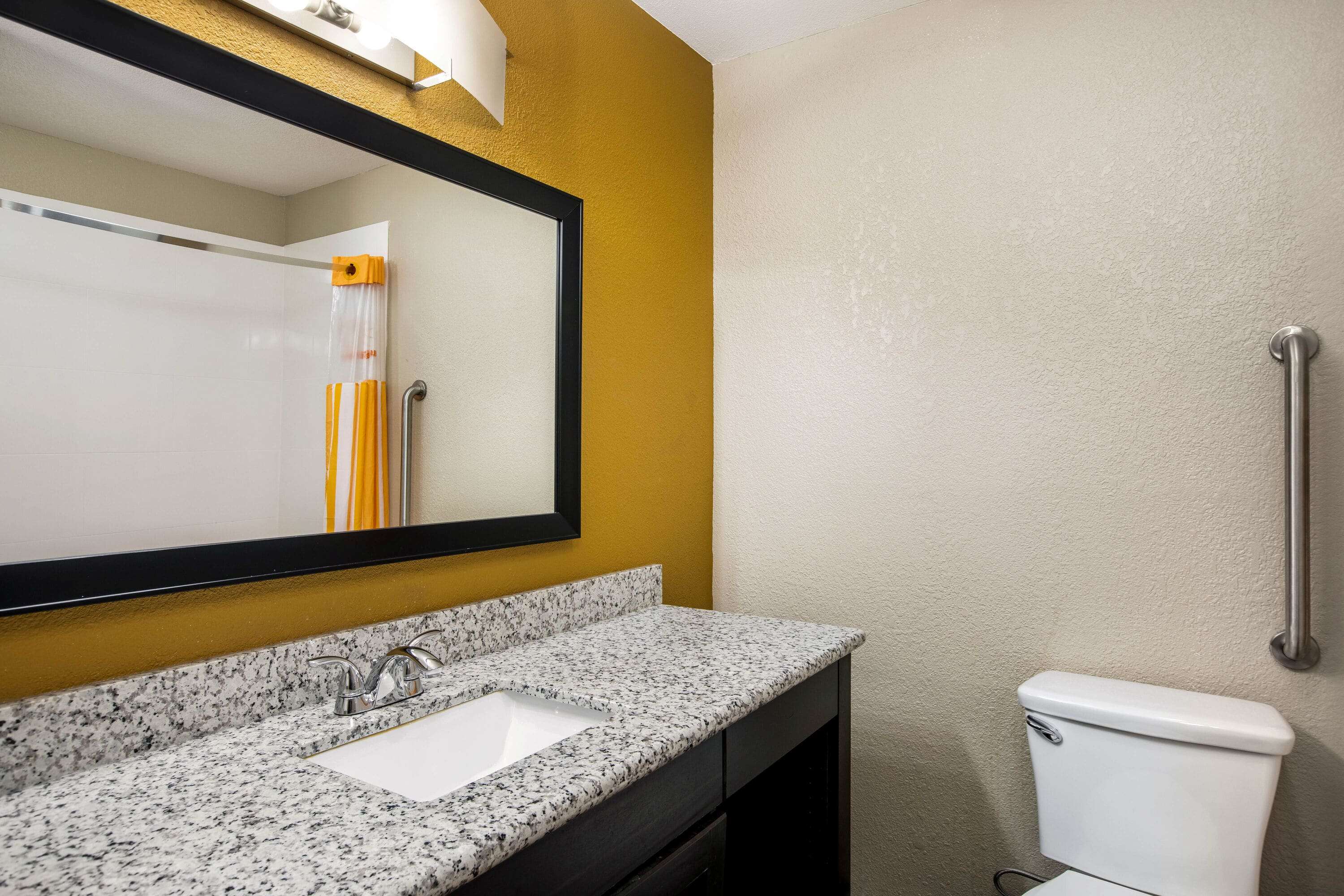La Quinta Inn & Suites by Wyndham Emporia