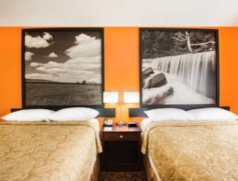 Super 8 by Wyndham Emporia