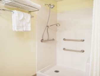 Super 8 by Wyndham Emporia