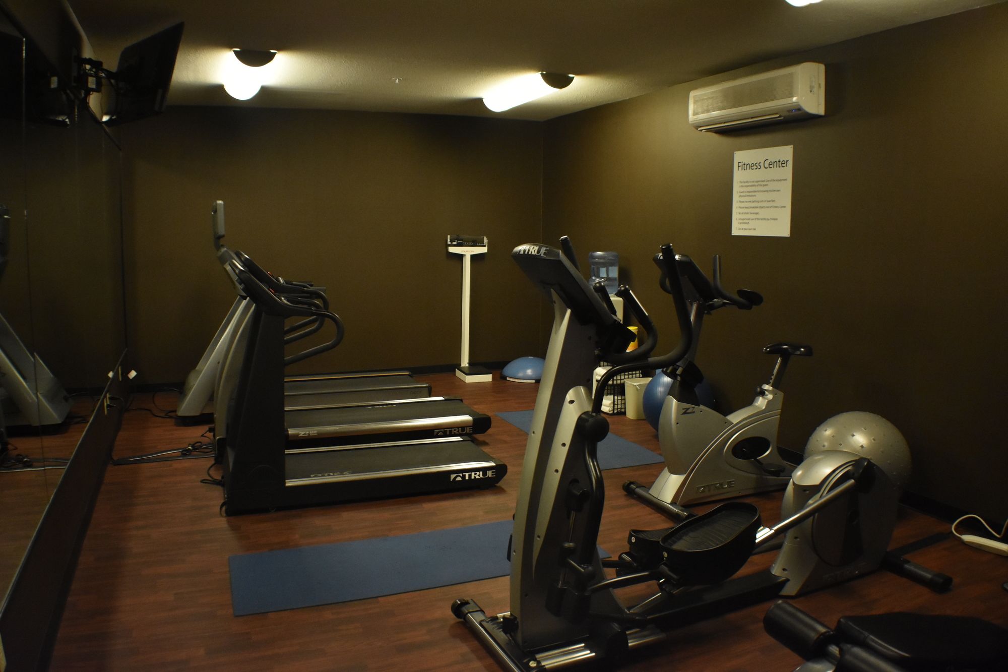 Country Inn & Suites by Radisson, Garden City, KS