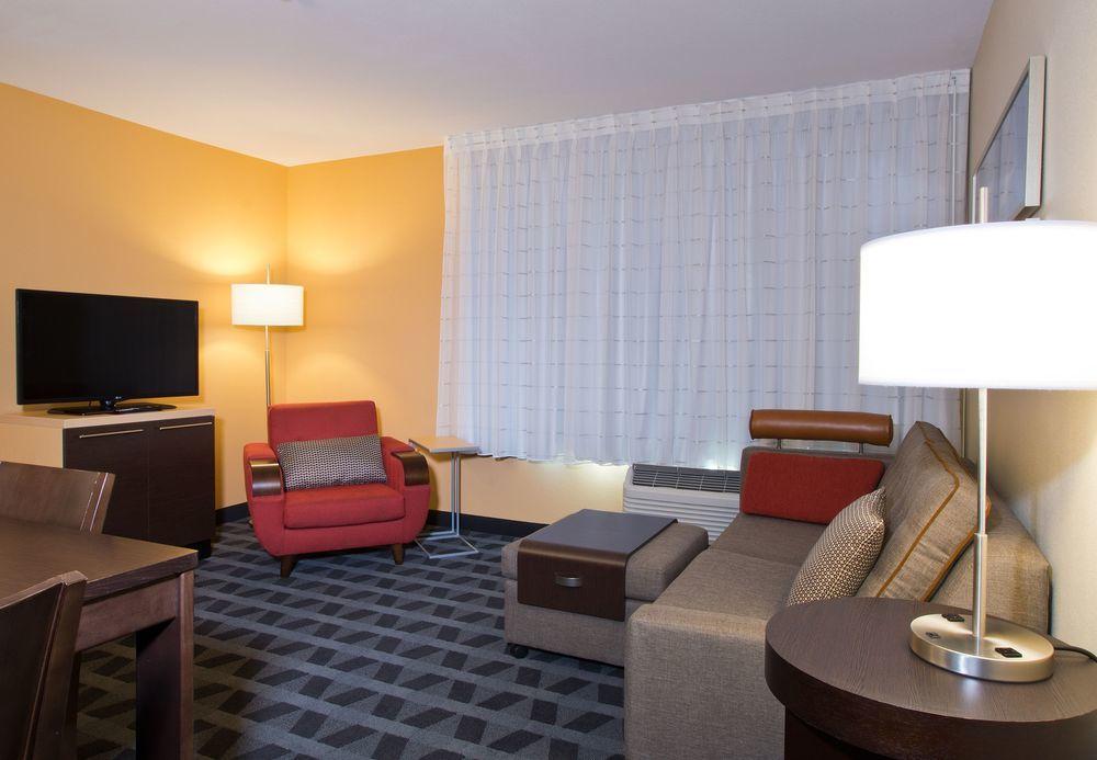 TownePlace Suites Garden City