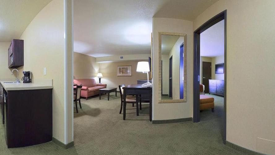 Comfort Inn & Suites