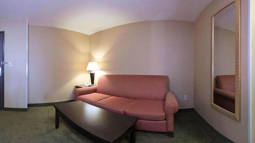 Comfort Inn & Suites