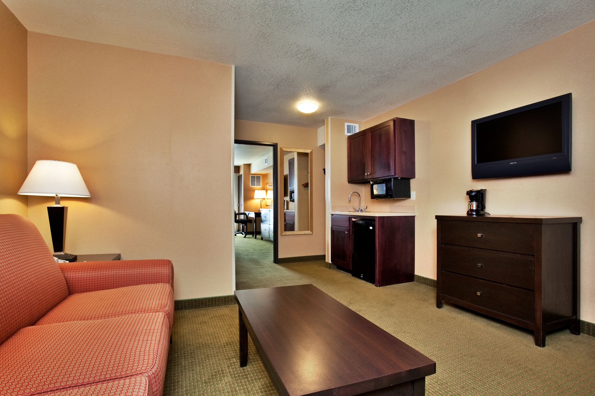 Comfort Inn & Suites