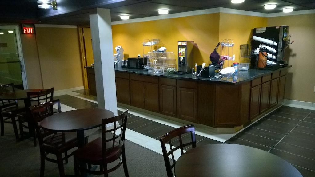 OYO Hotel Goodland KS Hwy 24