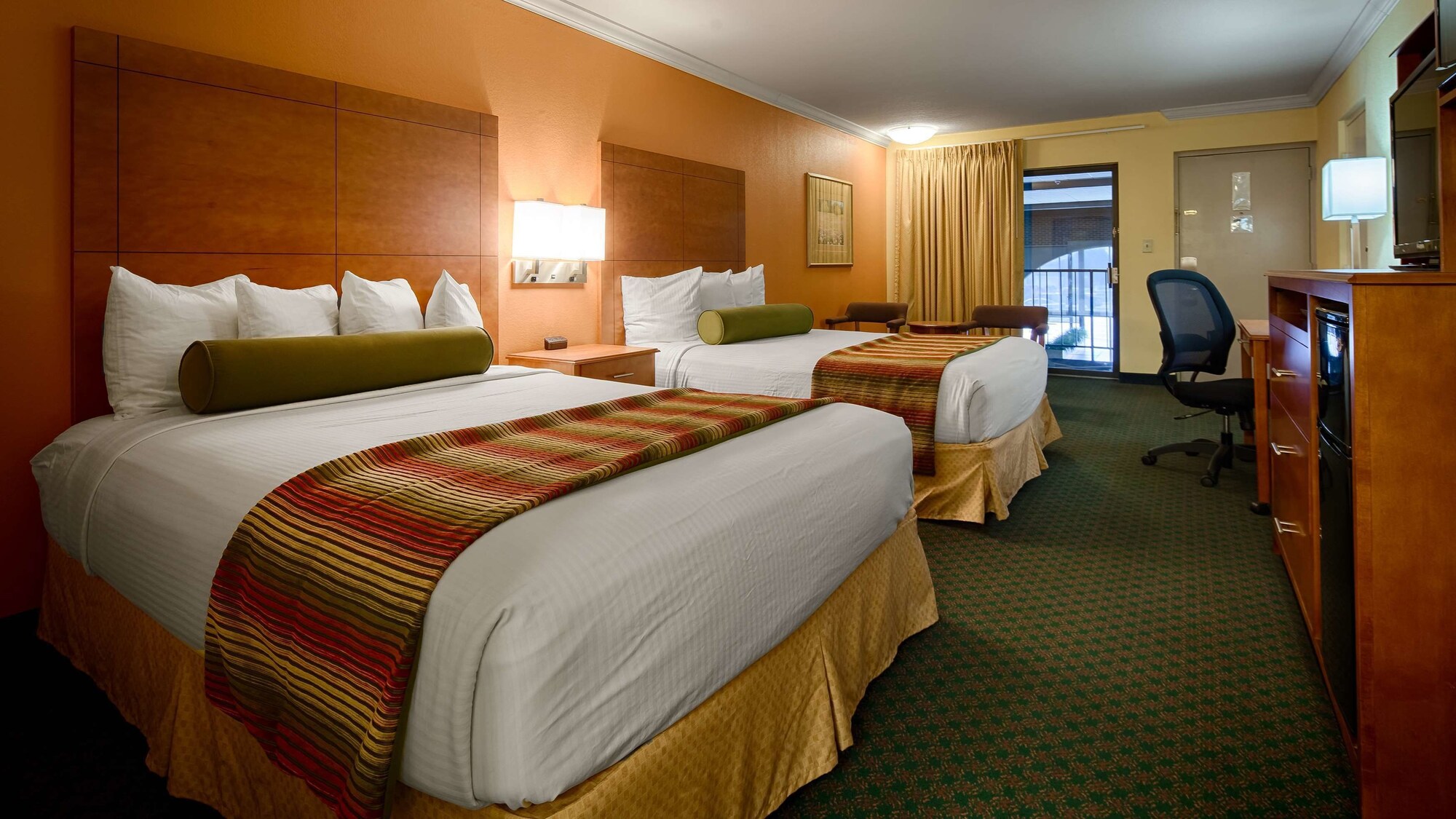 Best Western Angus Inn