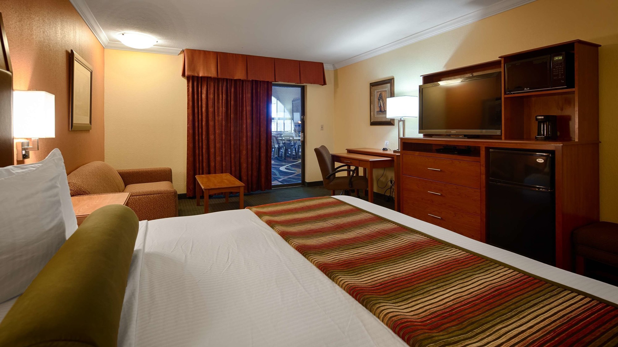 Best Western Angus Inn