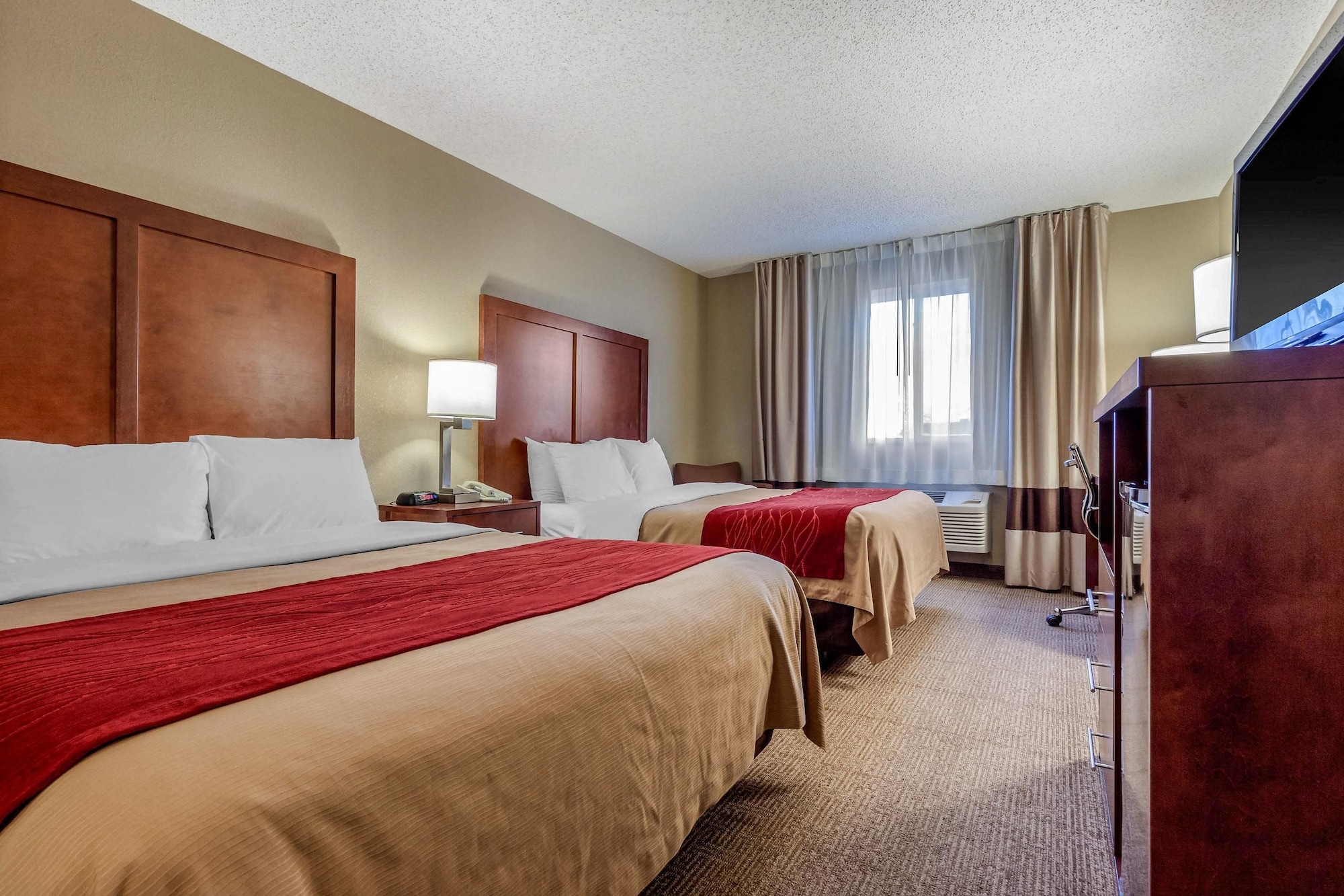 Comfort Inn & Suites Hays I-70