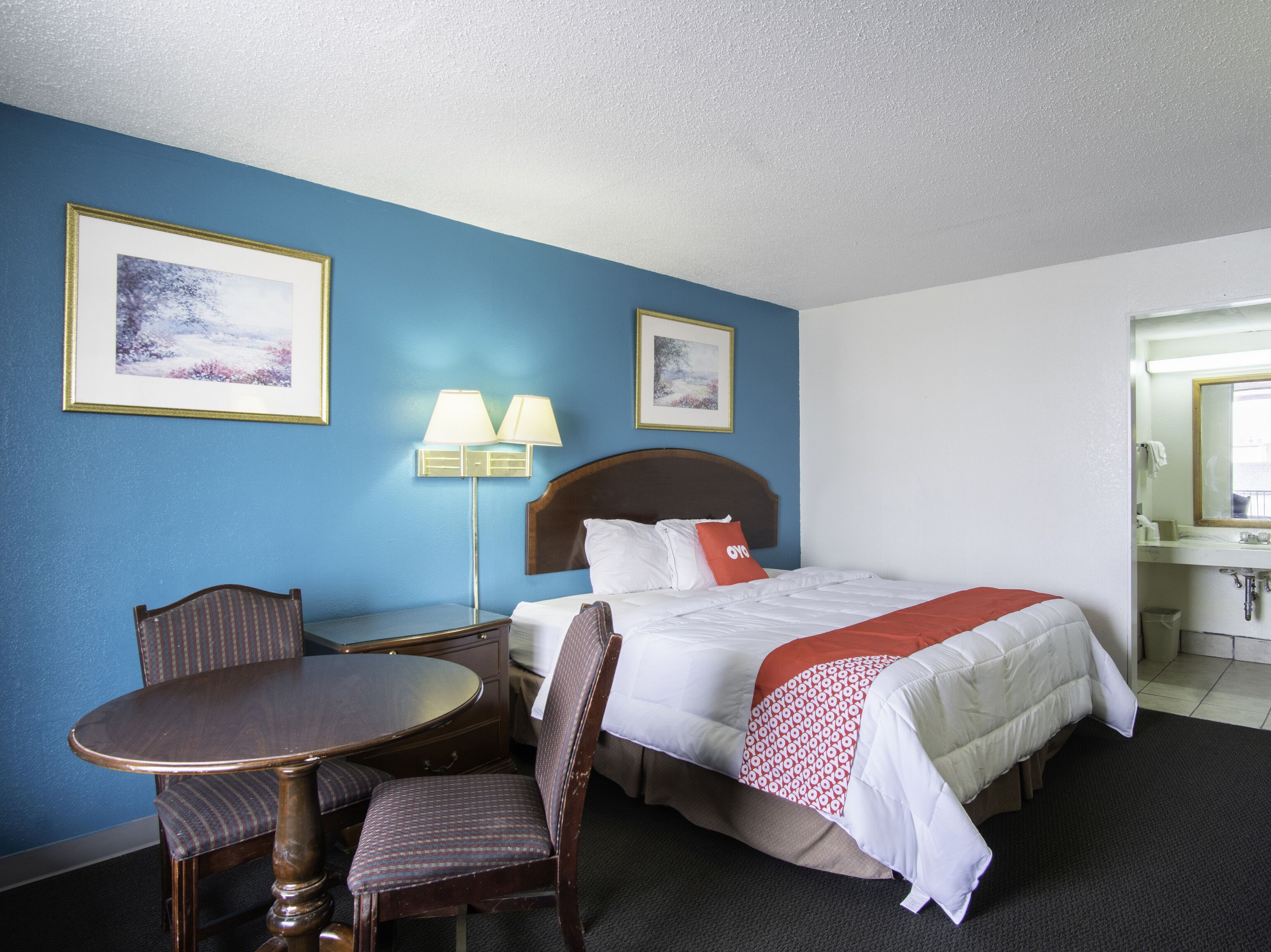 OYO Hotel Hutchinson KS West 4th Ave