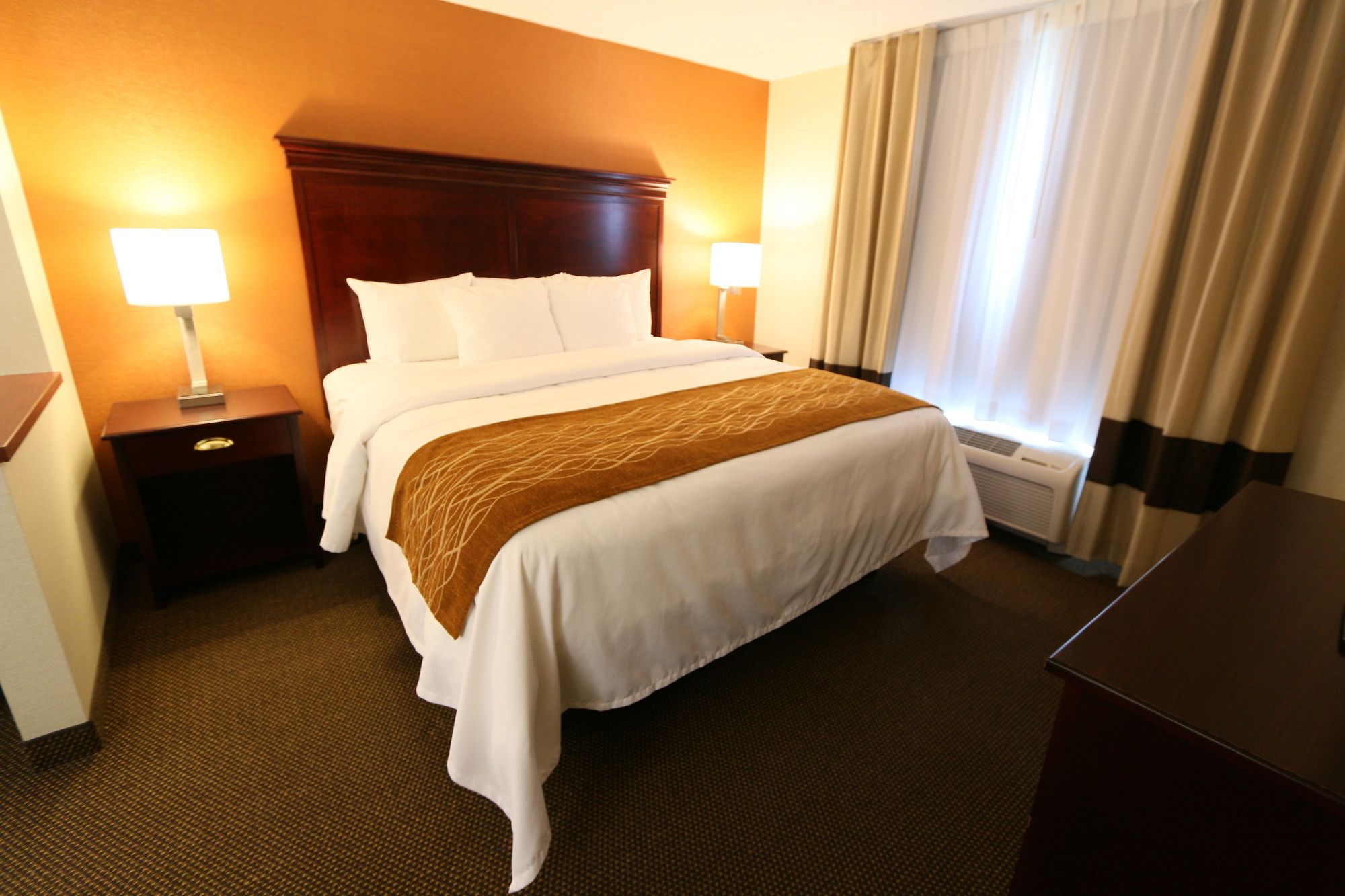 Comfort Inn & Suites