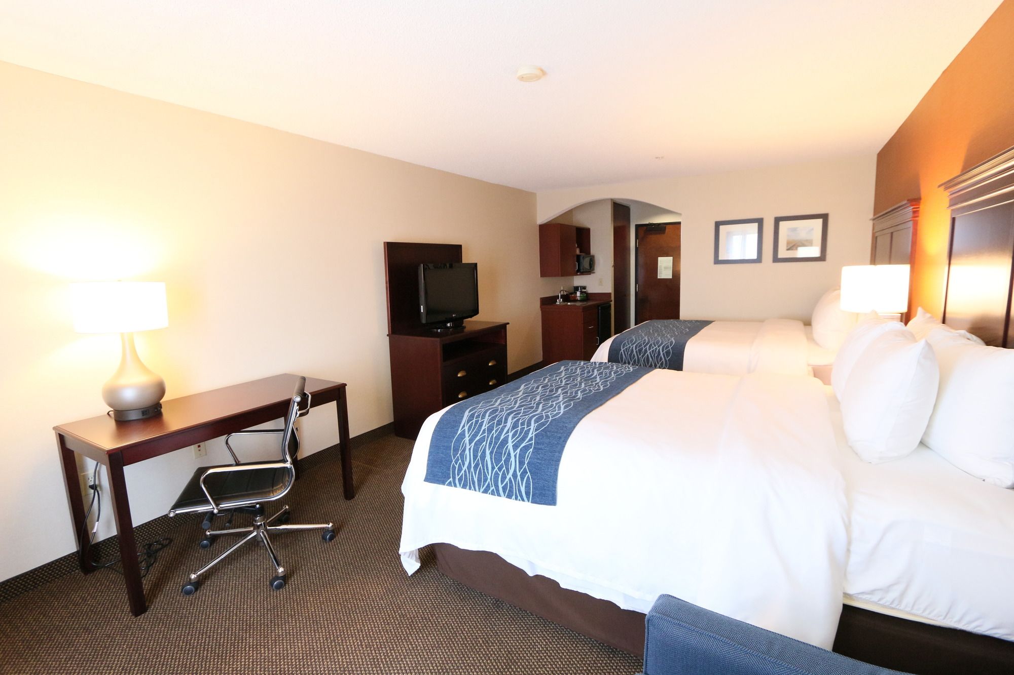 Comfort Inn & Suites