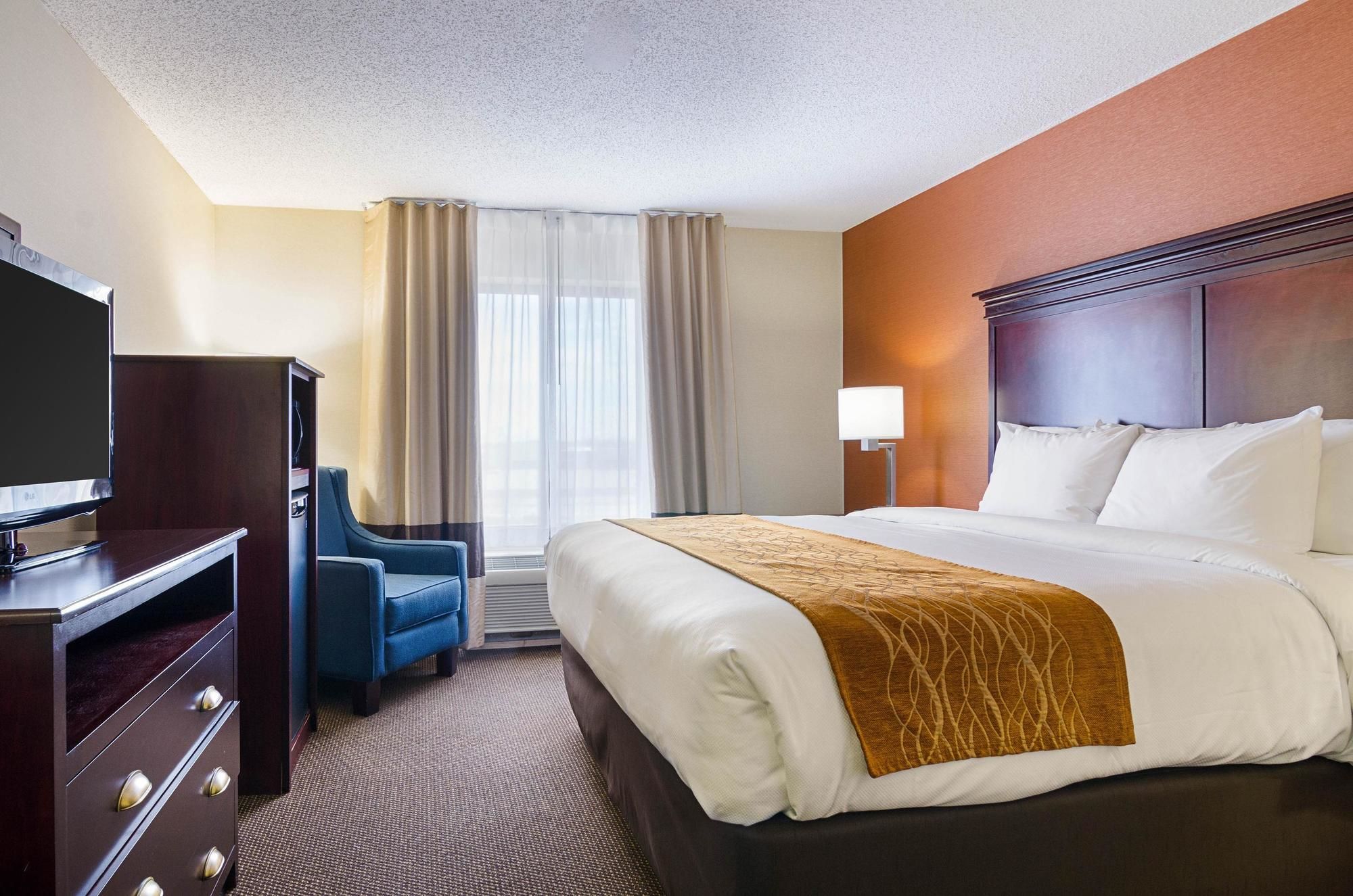 Comfort Inn & Suites