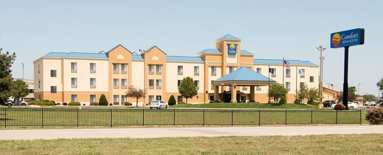 Comfort Inn & Suites