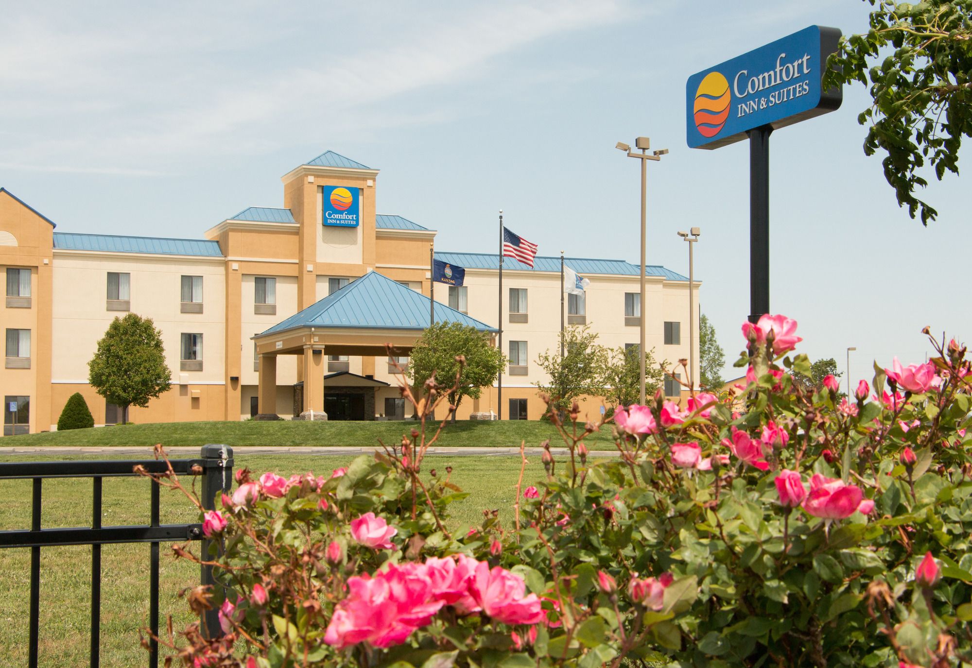 Comfort Inn & Suites