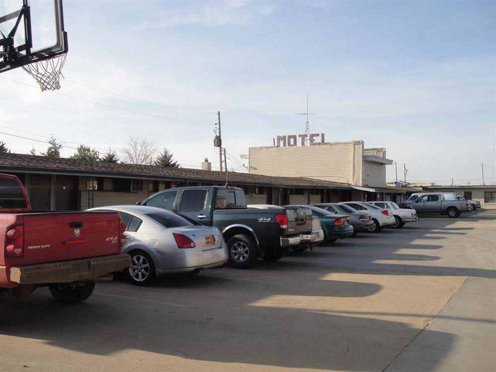 Trails West Motel