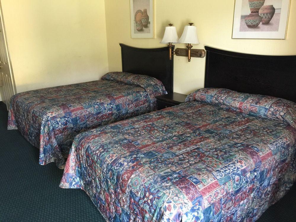 Palace Inn Independence