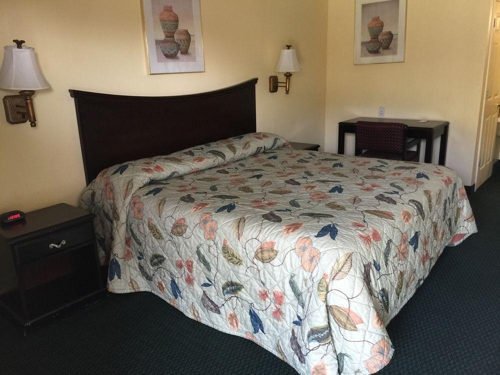 Palace Inn Independence
