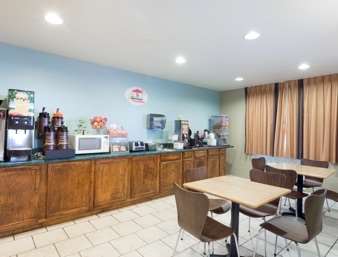 Super 8 by Wyndham Independence