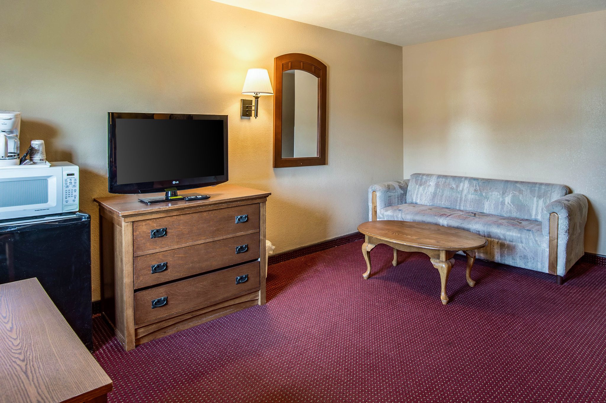 Econo Lodge Junction City I-70 Near Fort Riley