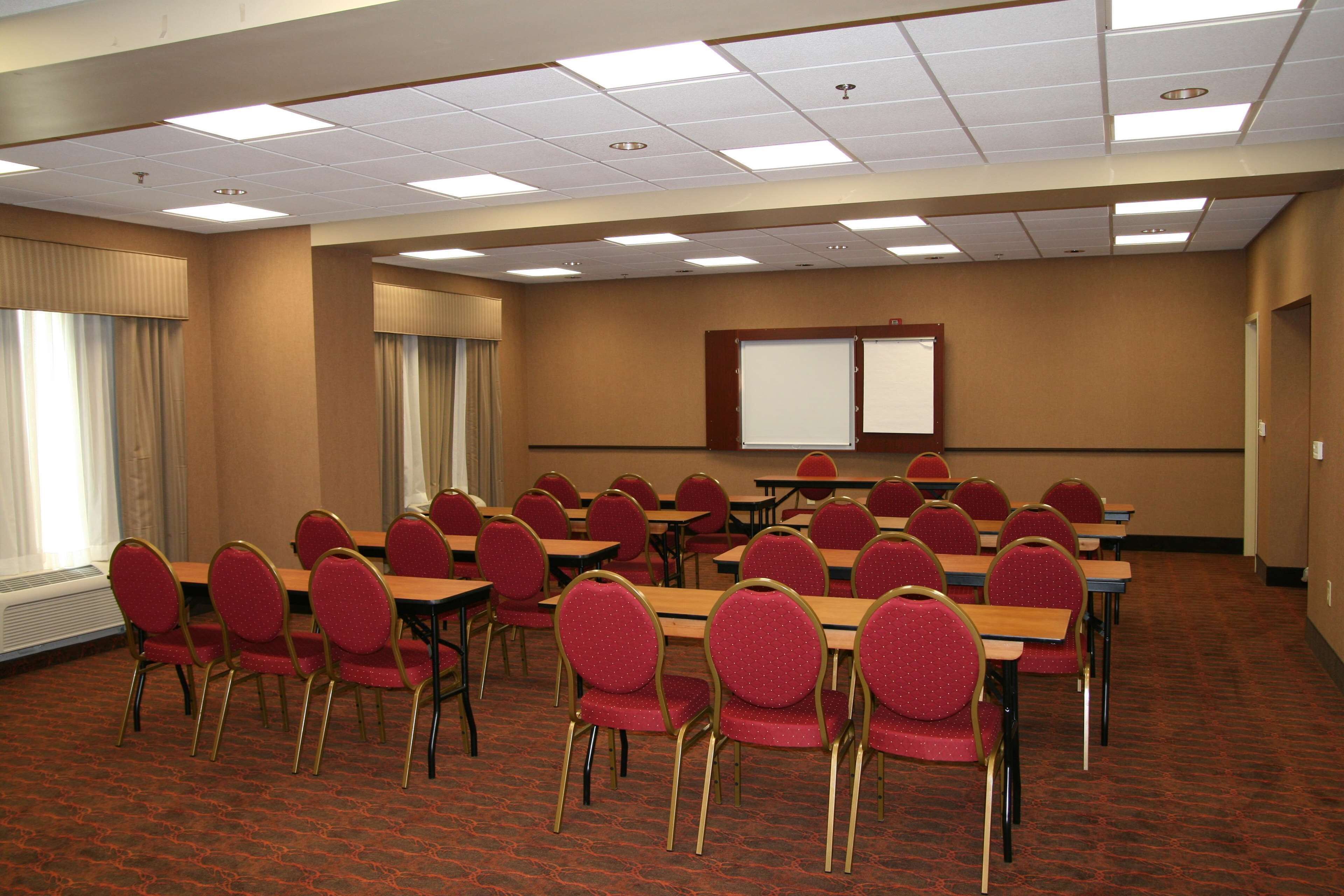 Hampton Inn Junction City