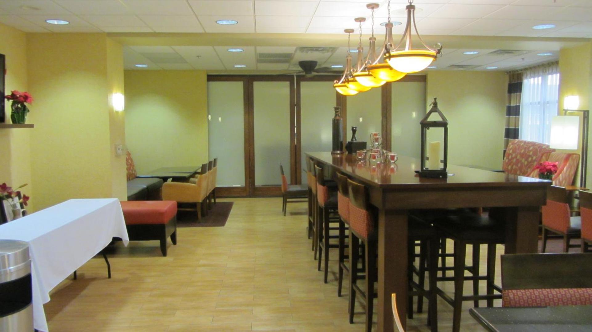 Hampton Inn Junction City