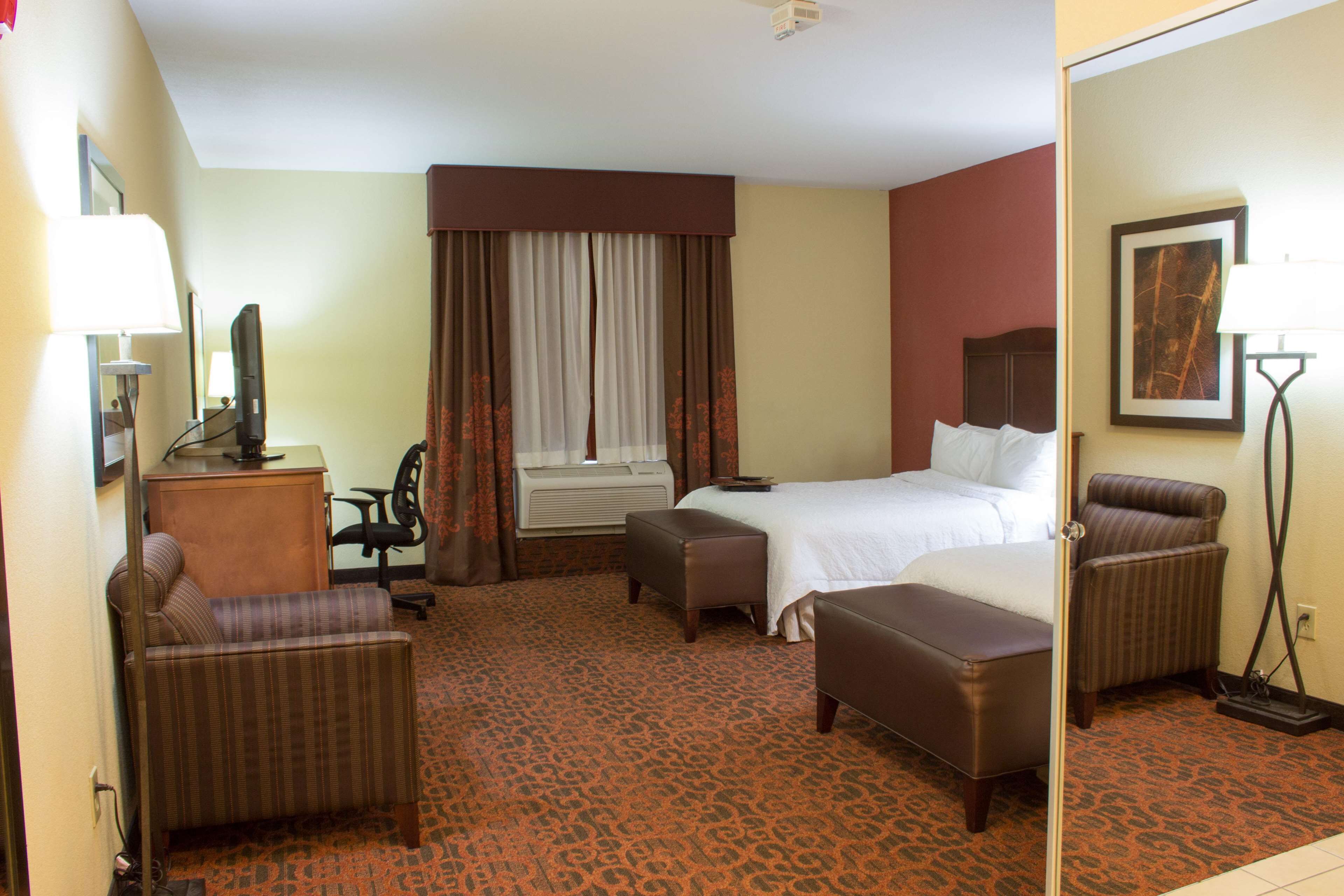 Hampton Inn Junction City