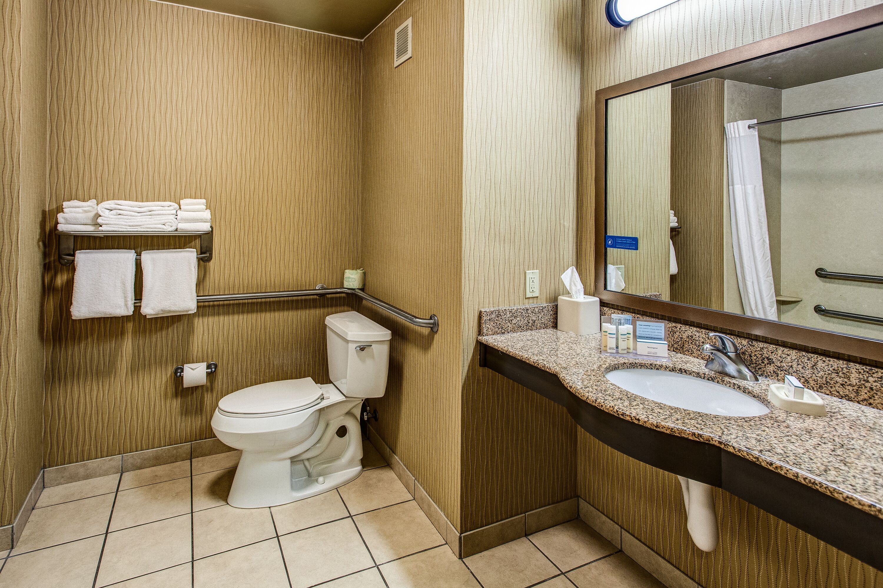 Hampton Inn Junction City