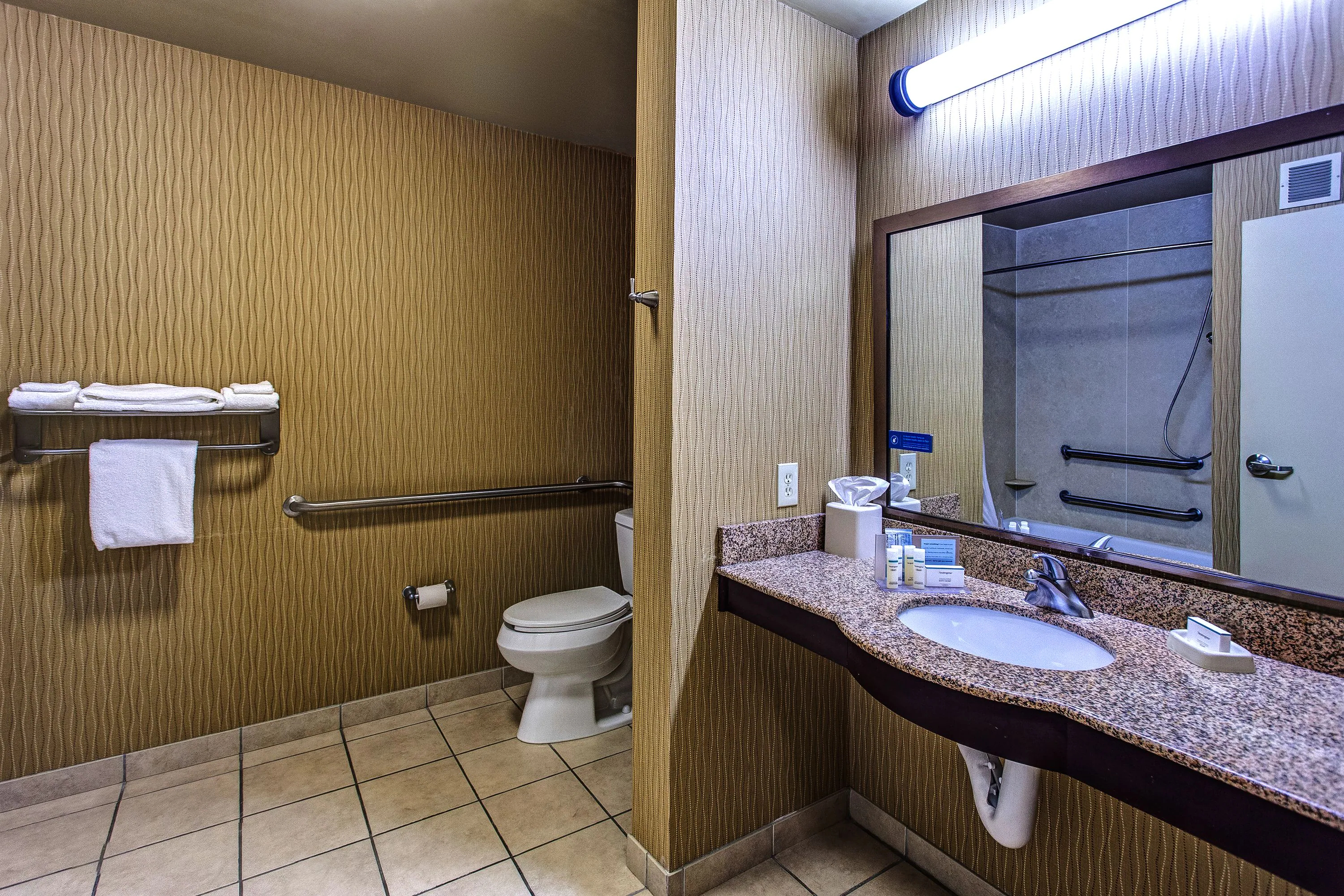 Hampton Inn Junction City