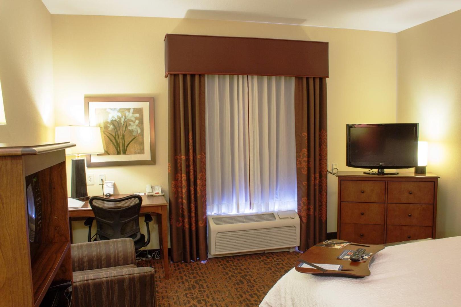 Hampton Inn Junction City