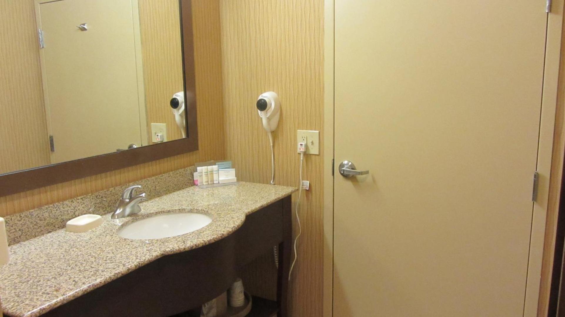Hampton Inn Junction City