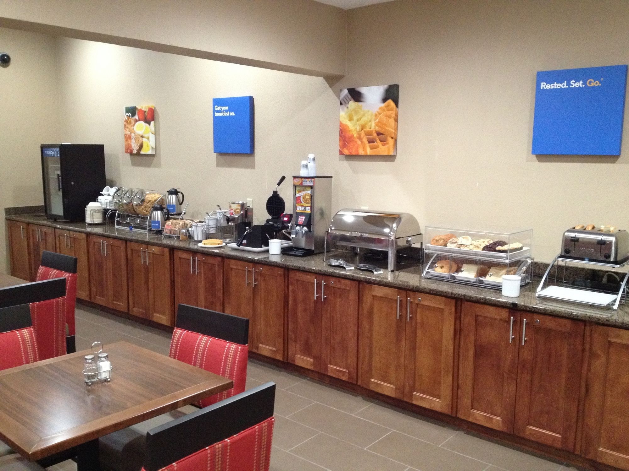 Comfort Inn & Suites Junction City - near Fort Riley
