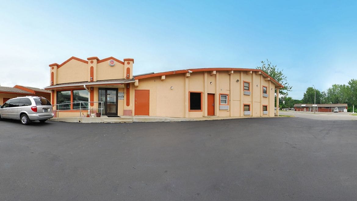 Regency Inn & Suites