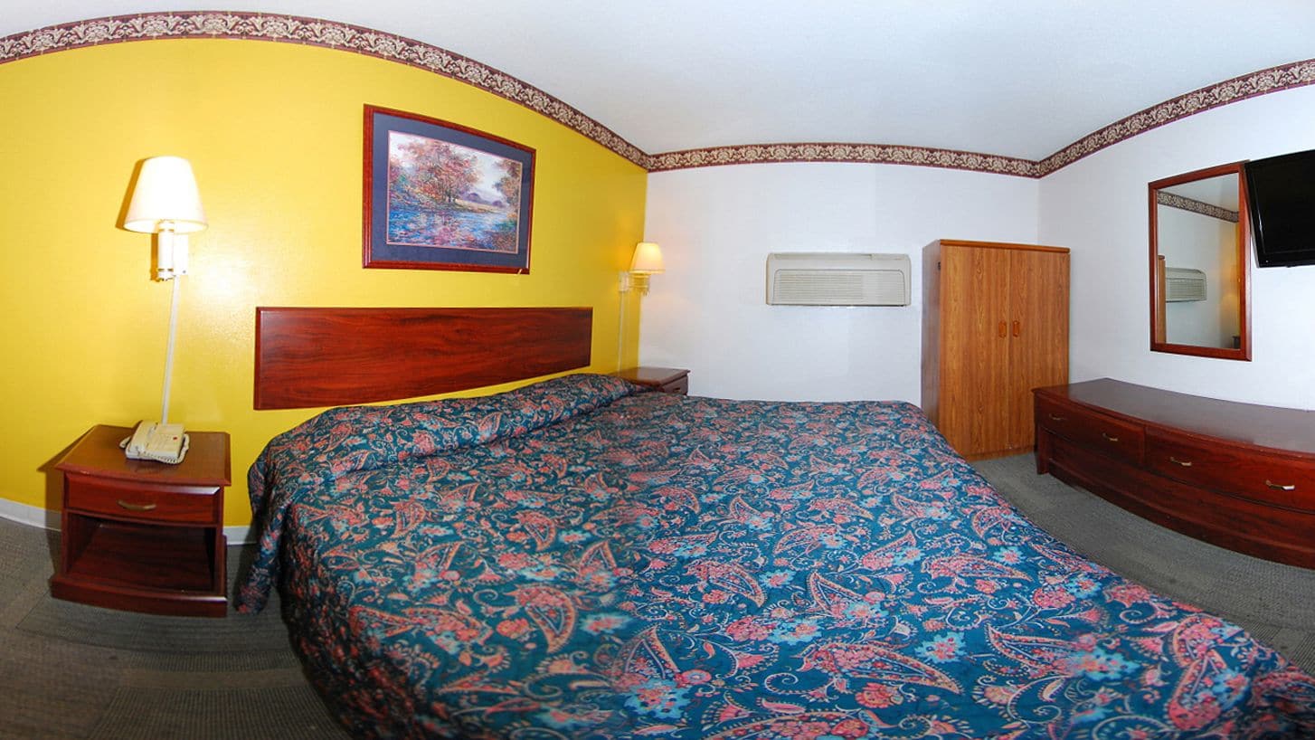 Regency Inn & Suites