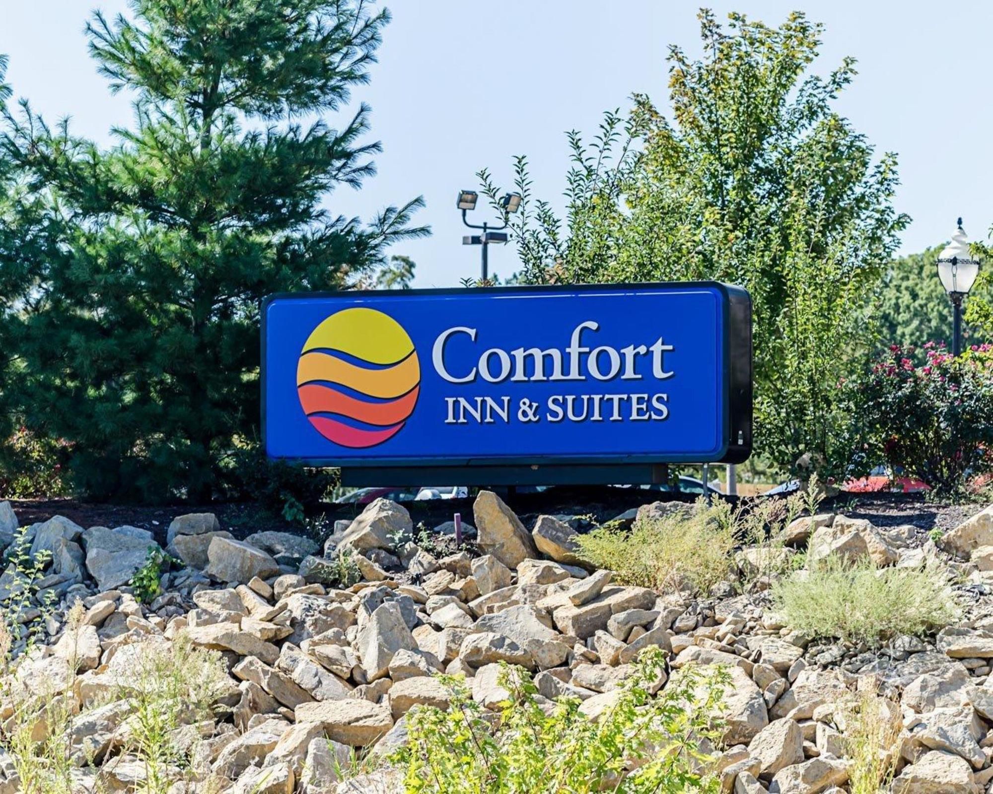 Comfort Inn & Suites Lawrence - University Area