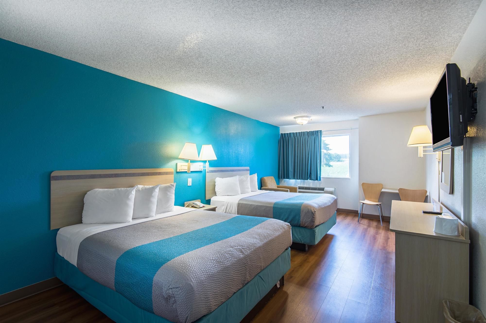 Motel 6 Lawrence