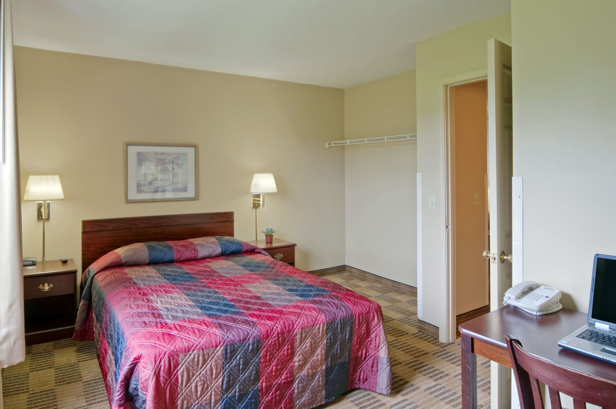 Extended Stay Lenexa Studios